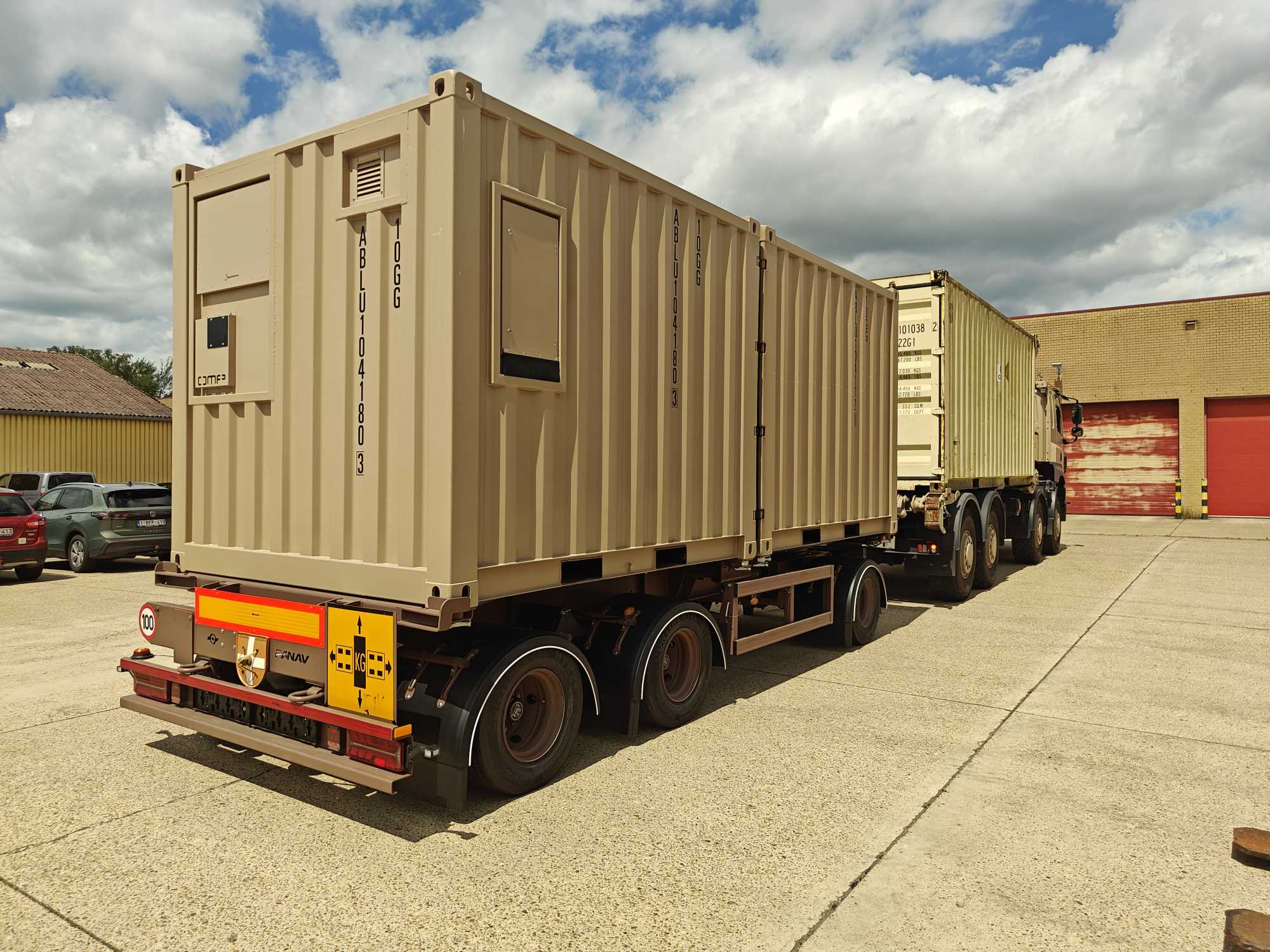 containertransport-10ft-20ft-panav-defensie-lmj