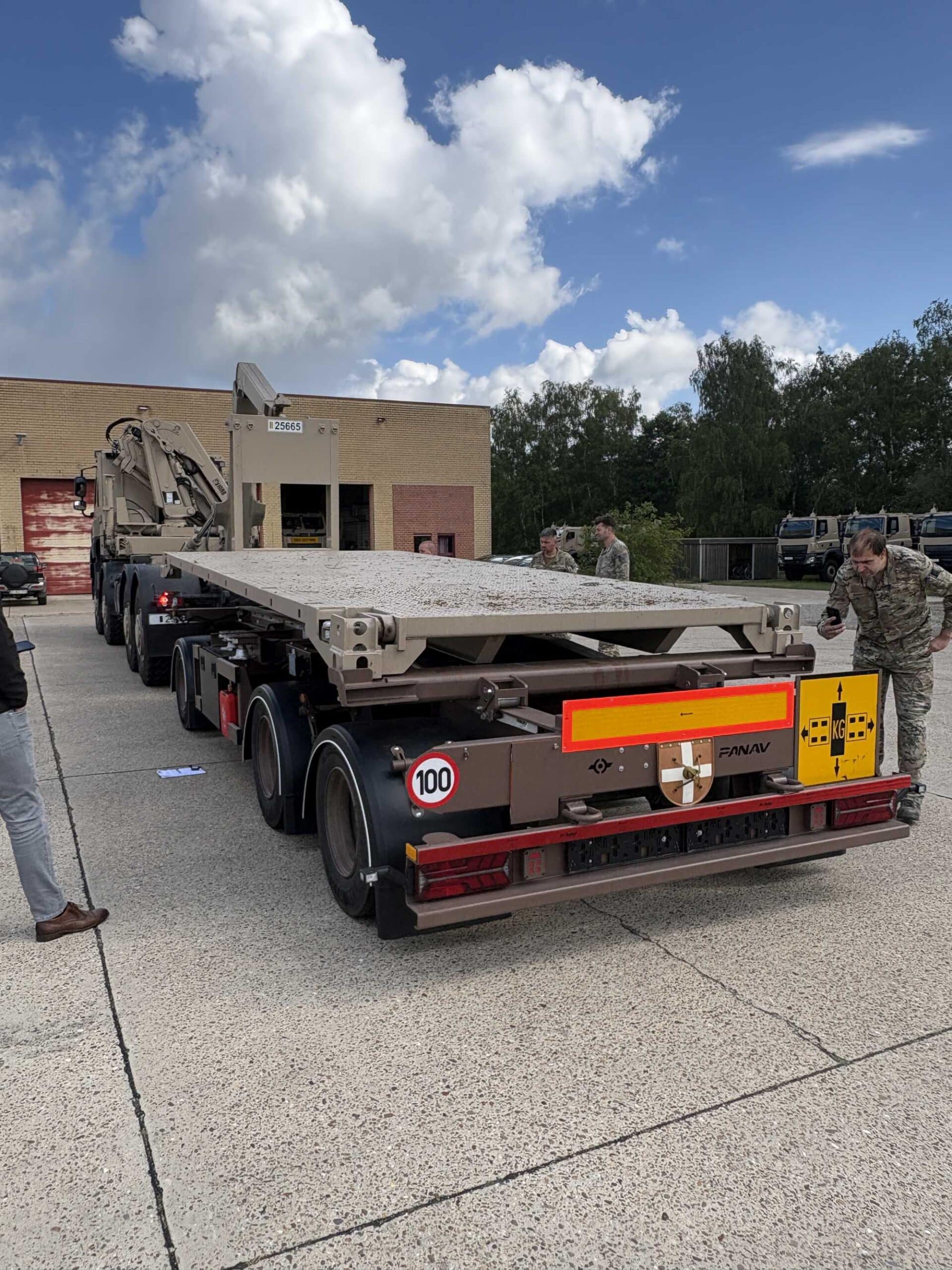 Prototype 3 Assige Containeraanhangwagen Panav